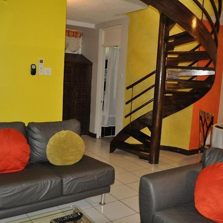 Beach Penthouse A25 Sandcastles Ocho Ríos Exterior foto